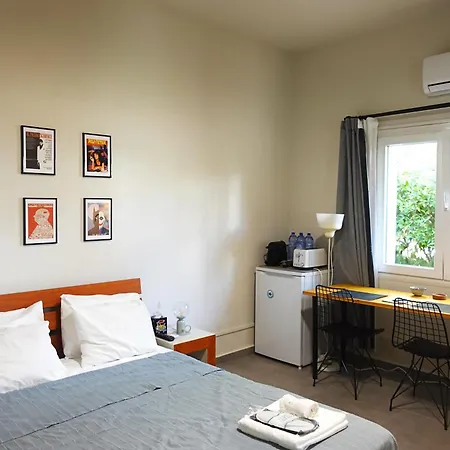 Under The Palms 3* Λευκωσία