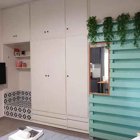 Πανσιόν Under The Palms 3*