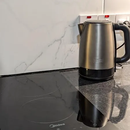 Under The Palms Πανσιόν