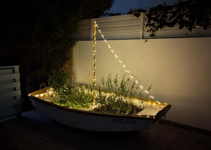 Πανσιόν Under The Palms