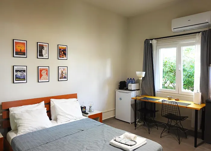 Under The Palms 3* Λευκωσία