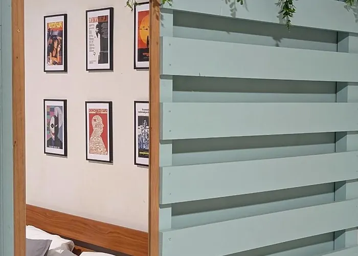 Πανσιόν Under The Palms 3*