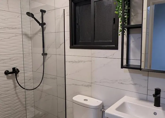 Under The Palms Πανσιόν Λευκωσία